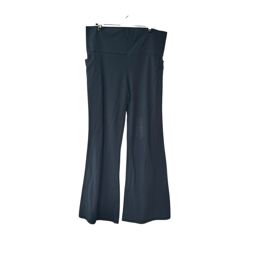 ATHLETA Salutation Stash Flare Pant Gray Pocket Leggings Women’s Size XL Active - Picture 2 of 8